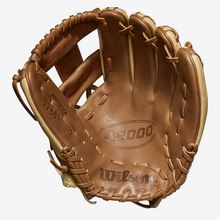 Load image into Gallery viewer, Wilson A2000 1786 11.5&quot; Baseball Glove (2022)
