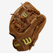 Load image into Gallery viewer, Wilson A2000 DP15 11.5&quot; Baseball Glove (2022)
