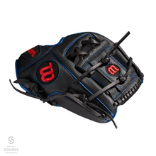 Load image into Gallery viewer, Wilson A700 11.25&quot; Infield Baseball Glove - Youth (2022)
