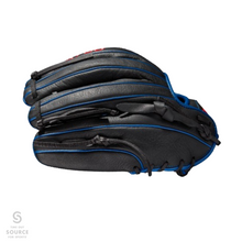 Load image into Gallery viewer, Wilson A700 11.25&quot; Infield Baseball Glove - Youth (2022)
