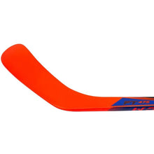 Load image into Gallery viewer, CCM Jetspeed FT475 Ice Hockey Stick (Junior) closeup of blade backhand
