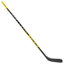 Load image into Gallery viewer, Full forehand picture of the TRUE Catalyst 7X Grip Ice Hockey Stick (Senior)
