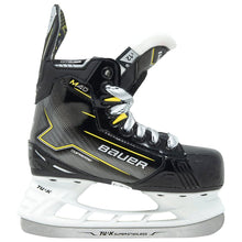 Load image into Gallery viewer, Bauer Hockey Skates Bauer Supreme M40 Youth Hockey Skates 2024
