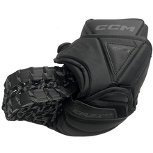 Load image into Gallery viewer, CCM Ice Hockey Goalie Catchers CCM Eflex 6.5 Regular (Source Exclusive) (2023) Junior Black back
