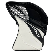 Load image into Gallery viewer, CCM Ice Hockey Goalie Catchers CCM Eflex 6.5 Regular (Source Exclusive) (2023) Junior White/Black palm
