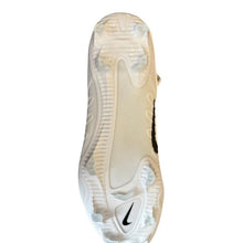 Load image into Gallery viewer, Nike Huarache 9 Elite Mid Lacrosse shoe
