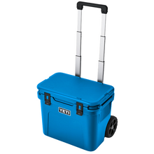 Load image into Gallery viewer, YETI Roadie 32 Wheeled Cooler
