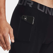 Load image into Gallery viewer, Under Armour HeatGear Armour Baselayer Leggings (Senior) closeup of phone pocket
