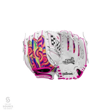 Load image into Gallery viewer, Wilson A440 Flash 11.5” Infield Fastpitch Glove - Youth (2024)
