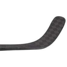 Load image into Gallery viewer, Picture of blade forehand on the TRUE Catalyst 7X Grip Ice Hockey Stick (Senior)
